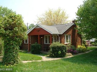 1 Center Section Ct, Baltimore, MD 21220