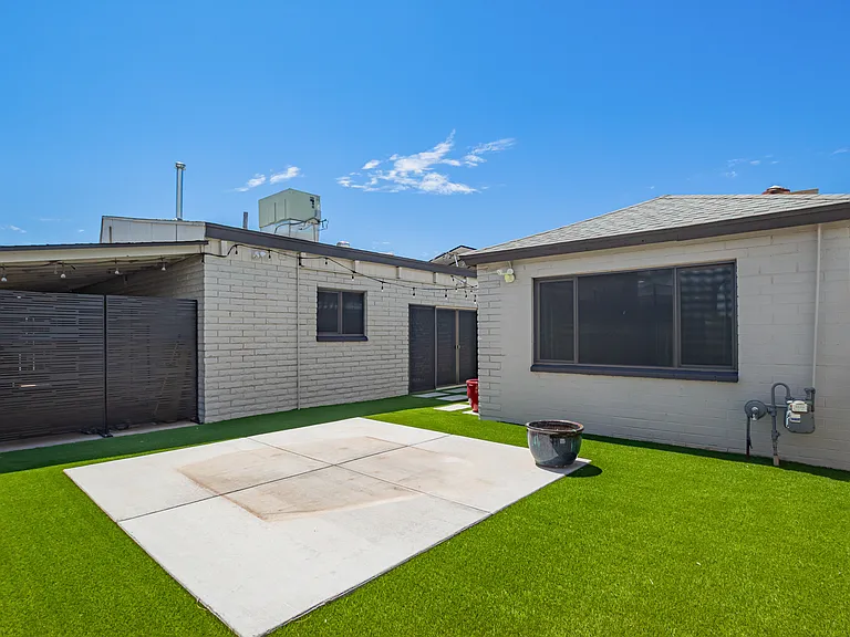 2136 W Village Dr — Photo 43