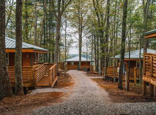 242 Cave Hollow Rd, Campton, KY 41301