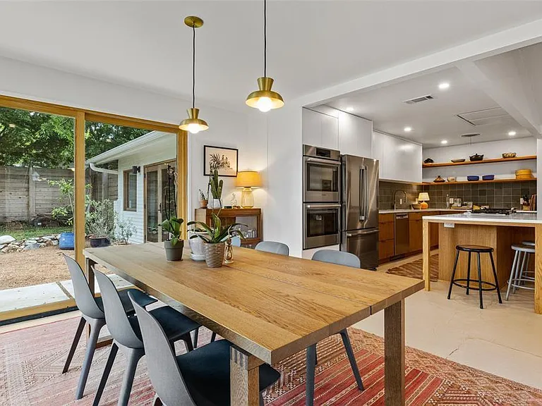 1809 Sylvan Dr — Photo 24