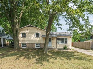 124 W Cavanaugh Rd, Lansing, MI 48910