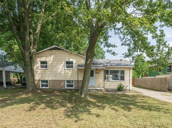 124 W Cavanaugh Rd, Lansing, MI 48910