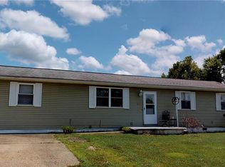 271 E Pine St, Davisville, WV 26142