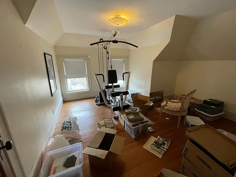153 Upland Rd — Photo 6