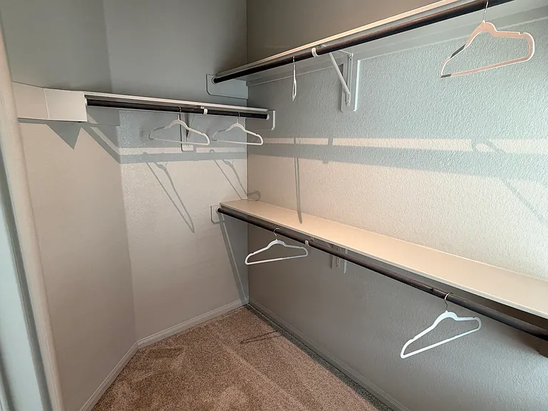 Knoll Rdg — Photo 25