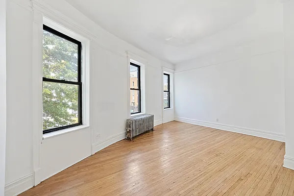 Rented by Douglas Elliman | media 14