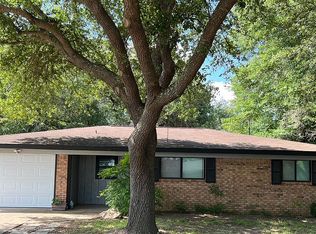 121 Carroll Dr, Athens, TX