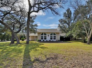 13 Fair Oaks St, Leander, TX 78641