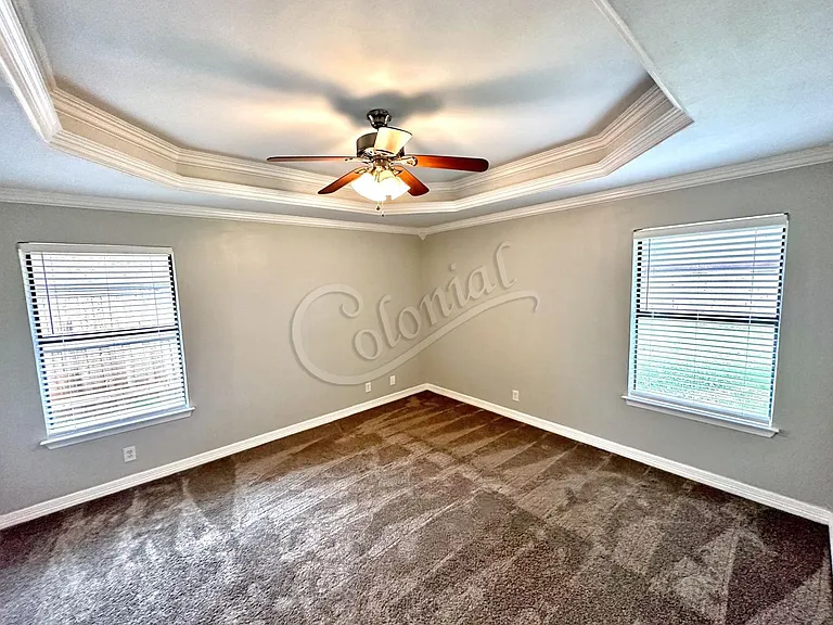 5010 James Loop — Photo 12