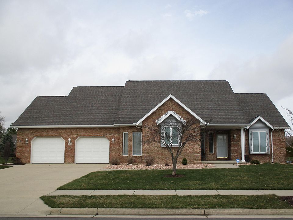 1st image of 38 Canterbury Dr