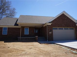 3387 Burns Blvd, Martinsville, IN 46151