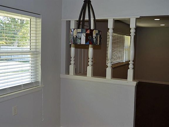 2nd image of 335 N Westchester Cir