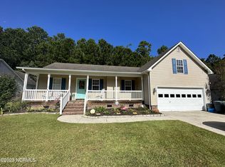 123 Leonard Dr, New Bern, NC 28560