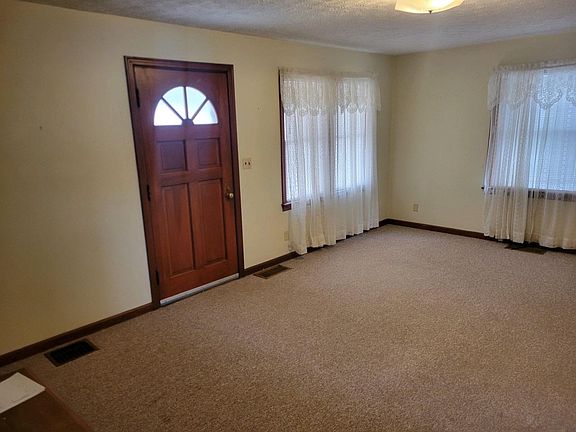 3rd image of 28 NW 17th St Lot 18