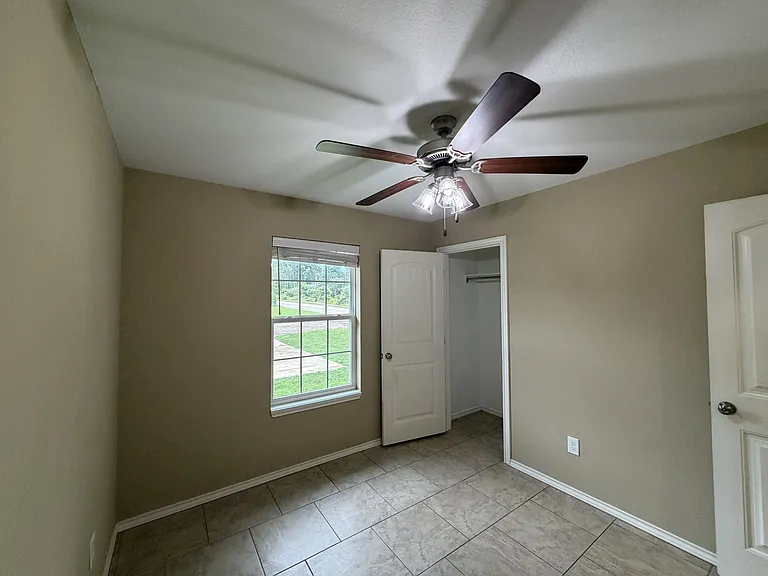 1221 Kirby St #6 — Photo 24