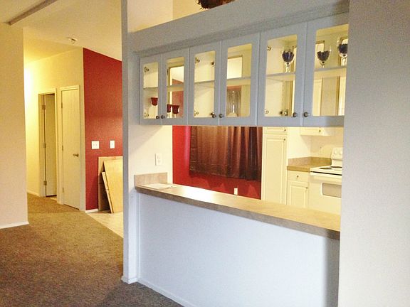 4th image of 4000 Longview St NE Unit 98