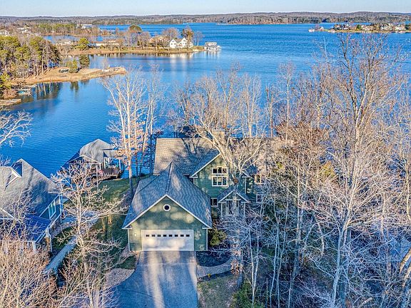 5th image of 315 Baywood Dr
