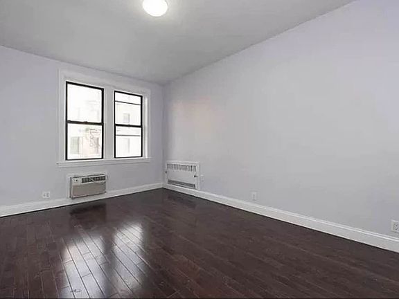 3rd image of 3314 28th St APT 2A