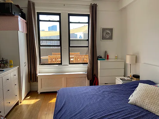 Rented by Digs Realty Group | media 7