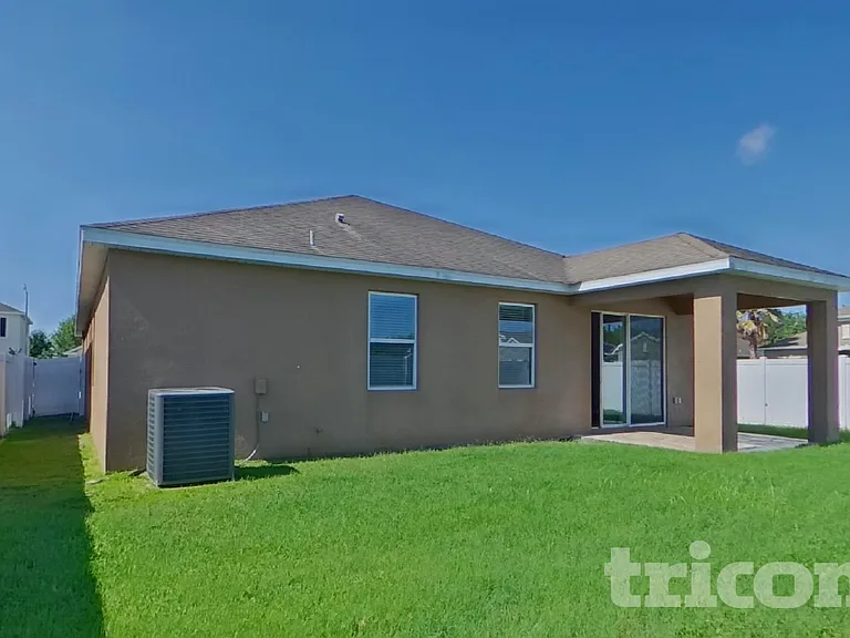 2557 Isabela Ter — Photo 15