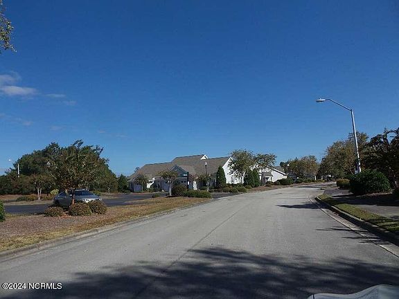 2nd image of 100 Windchime Ct