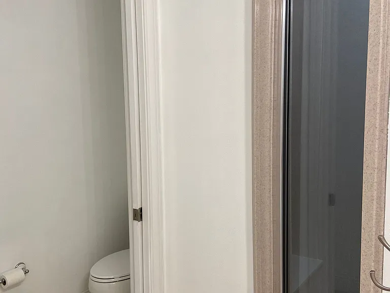 240 Brooks St SE #201-C — Photo 35