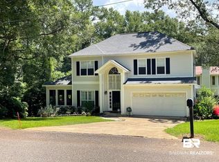 110 Woodside Dr, Daphne, AL 36526