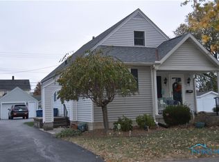 212 N Columbus Ave, Fremont, OH 43420