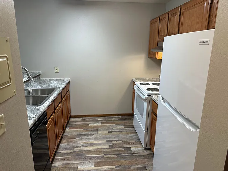 3401 Harmony Ln #5 — Photo 7
