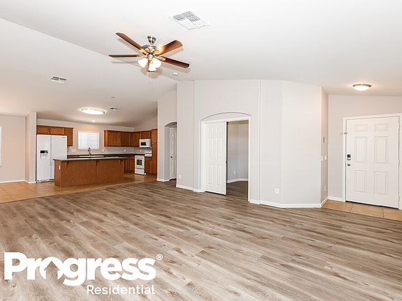 4th image of 11801 W Maui Ln