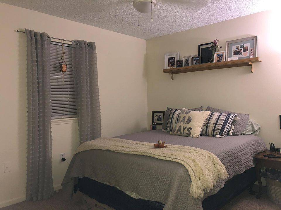 2nd image of 381 Maple Grove Way