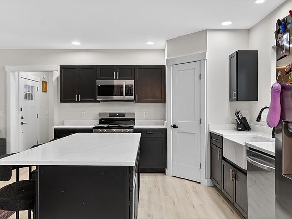4th image of 168 Rockwood Estates