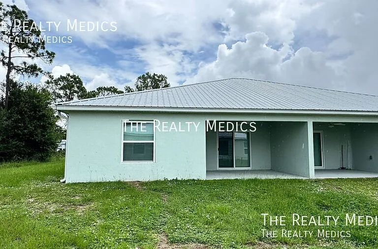 4167 Hammock Rd — Photo 37