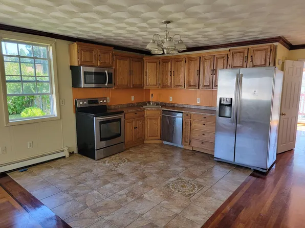 68 Nichols St #0, Cranston, RI 02920