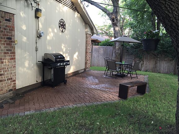 2nd image of 512 Cap Rock Dr