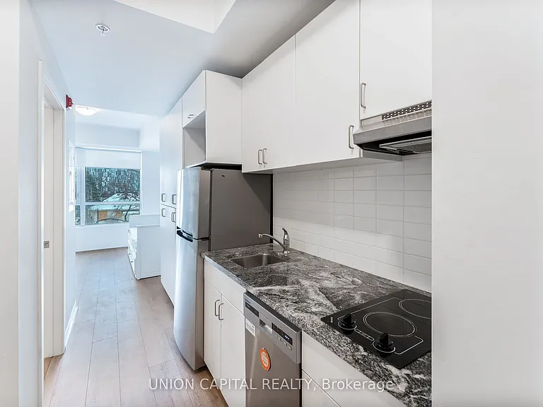 1800 Simcoe St N #201 — Photo 4