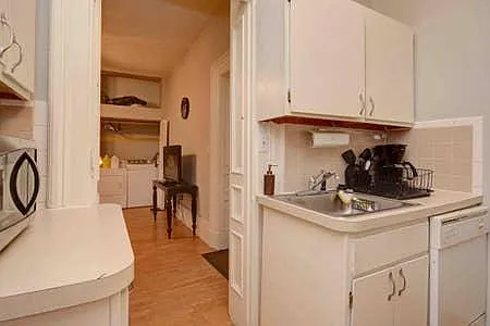 1076 Neil Ave #C — Photo 6