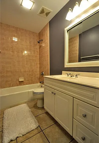 120 Jamestown Ct — Photo 10