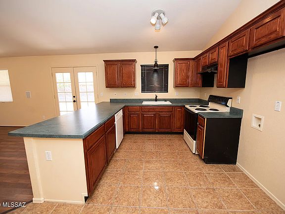 4th image of 9574 E Paseo