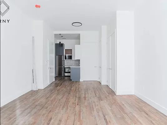 2nd image of 486 Lefferts Ave APT 1B