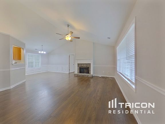 2nd image of 119 Creekwood Dr