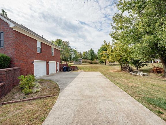 4th image of 116 Jellico Dr