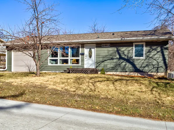 607 E 13th St, Ames, IA 50010