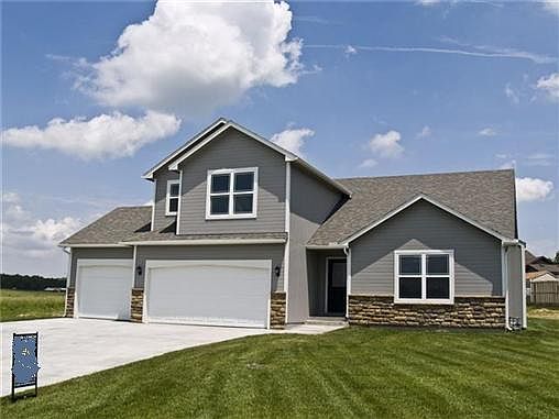 1st image of 713 E Clear Creek Pl