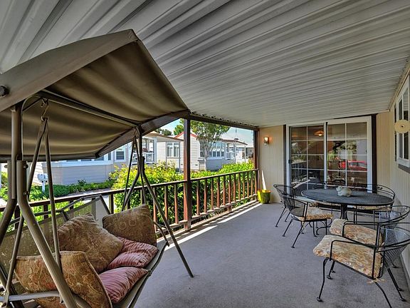 3rd image of 34 Quail Hollow Dr