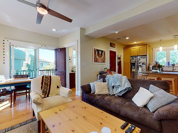 5th image of 71 Williams St #2