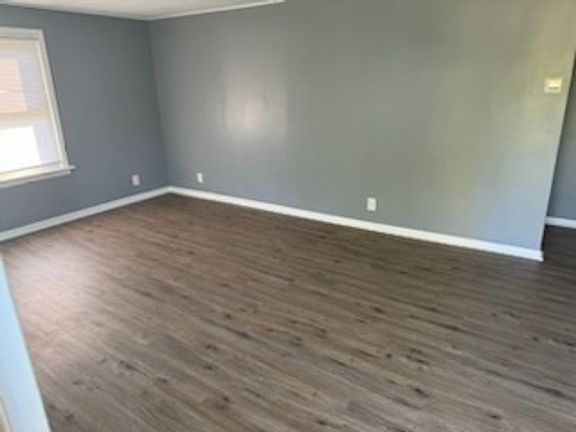2nd image of 3652 Colfax St