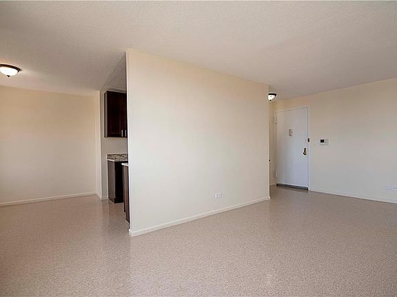 3rd image of 920 Metcalf Ave APT 20J