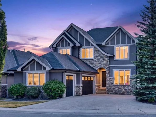 4 W Aspen Cliff Close SW, Calgary, AB T3H 0L9