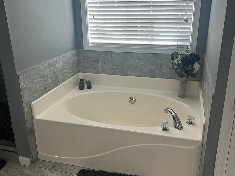 3303 Henderson View Ct #2 — Photo 18